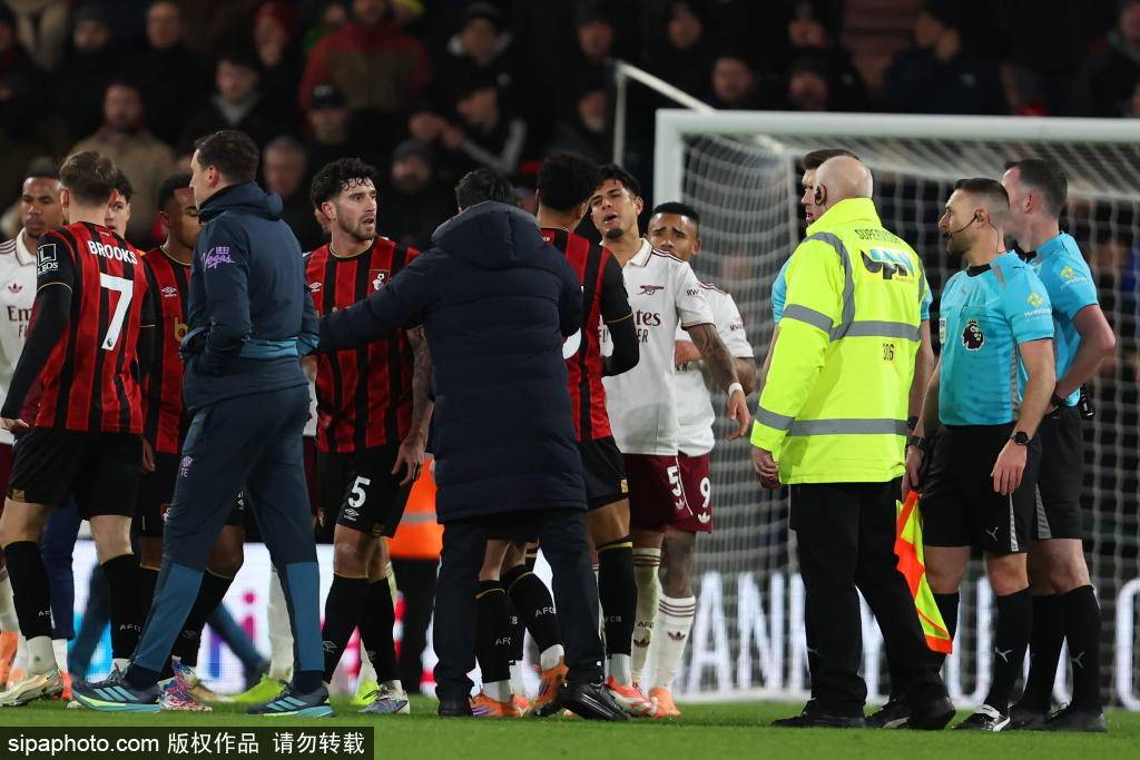 乐竟体育入口-关于热刺与伯恩茅斯战平，双方短兵相接的信息